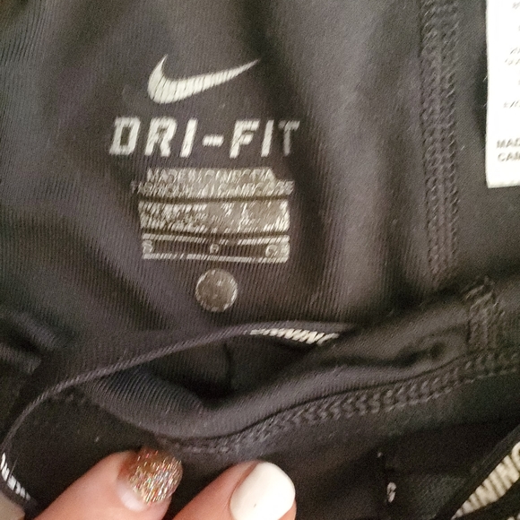 Nike Bundle - Picture 9 of 9